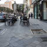 Storico punto di ritrovo della �Bari bene�, dopo una chiusura durata cinque anni (per via della morte del gestore) ha riaperto nel 2018 per tornare ad offrire il �caff� dei baresi�
